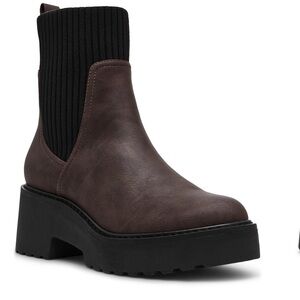 NWT Dark Brown Lug Sole Boots